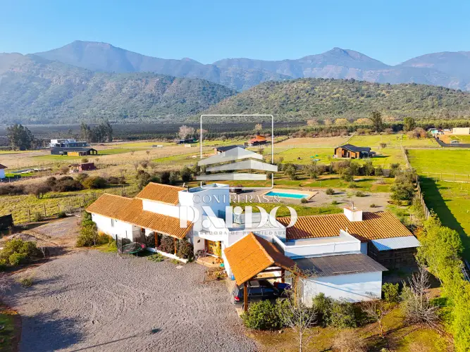 Hermosa House En Condominio Valle De Los Olivos, Malloa