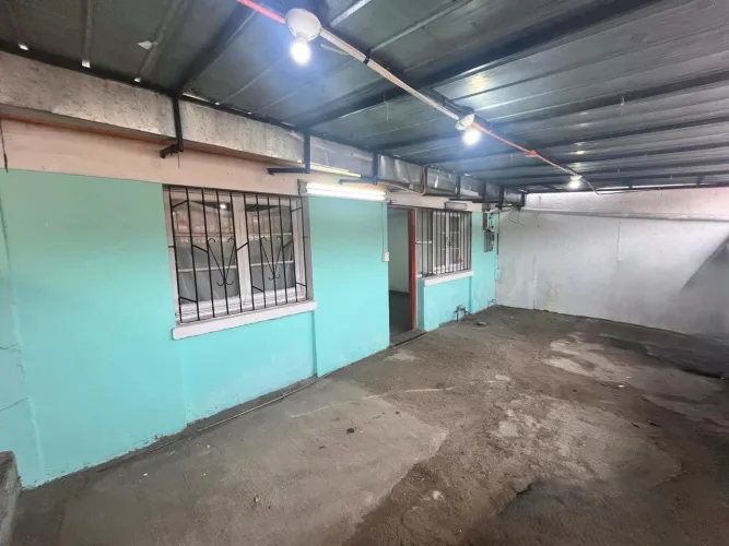 CASA EN SAN JOAQUÍN CON EXCELENTE CONECTIVIDAD